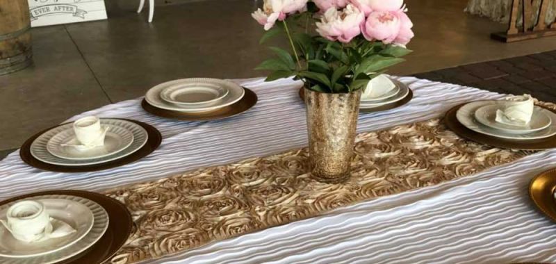 Champagne Rosette Table Runners (24)